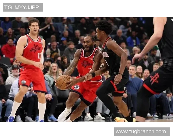 快船客场取胜活塞，莱昂纳德砍下27分，带队豪取胜利