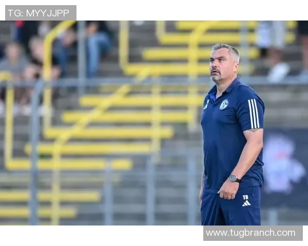 沙尔克04临时主帅首秀惨败,保级困境愈发严峻 沙尔克04临时主帅首秀惨败,保级困境愈发严峻