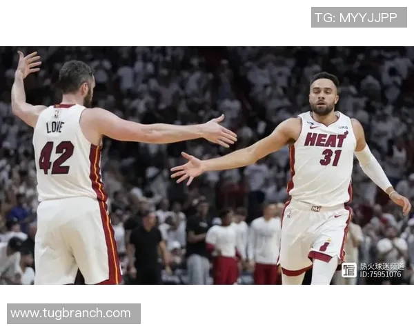 热火队球迷高呼总冠军呼声渐高