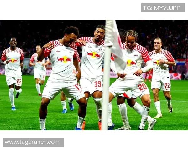 莱比锡红牛逆袭成功,德甲前四名不再遥不可及! 莱比锡红牛逆袭成功,德甲前四名不再遥不可及!